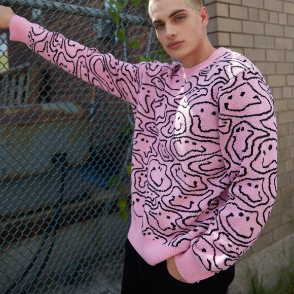 💖😊 WeSC Leon Warp Smiley Sweater | Pink Knit Men’s M / Women’s L - Picture 3 of 6